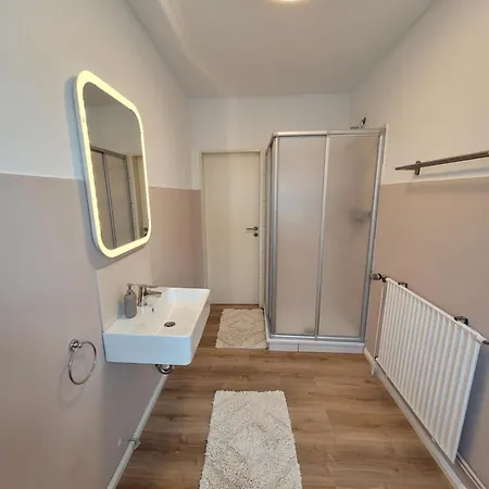 Ferienwohnung Mit Weitblick Mitten In Burg